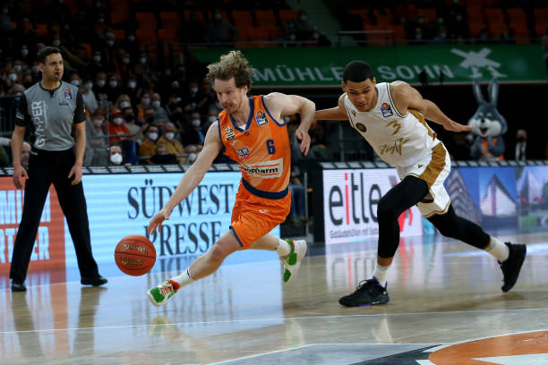 世界的固有 世界的固有