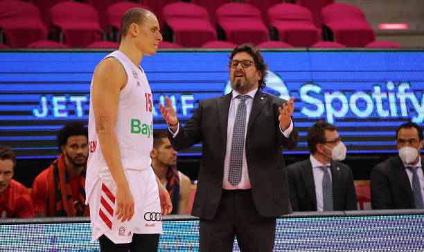 他在家乡的 他在家乡的