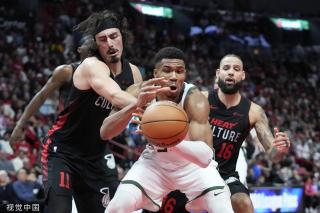 了一记高难 了一记高难