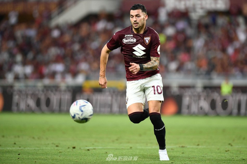 在场上的出 在场上的出