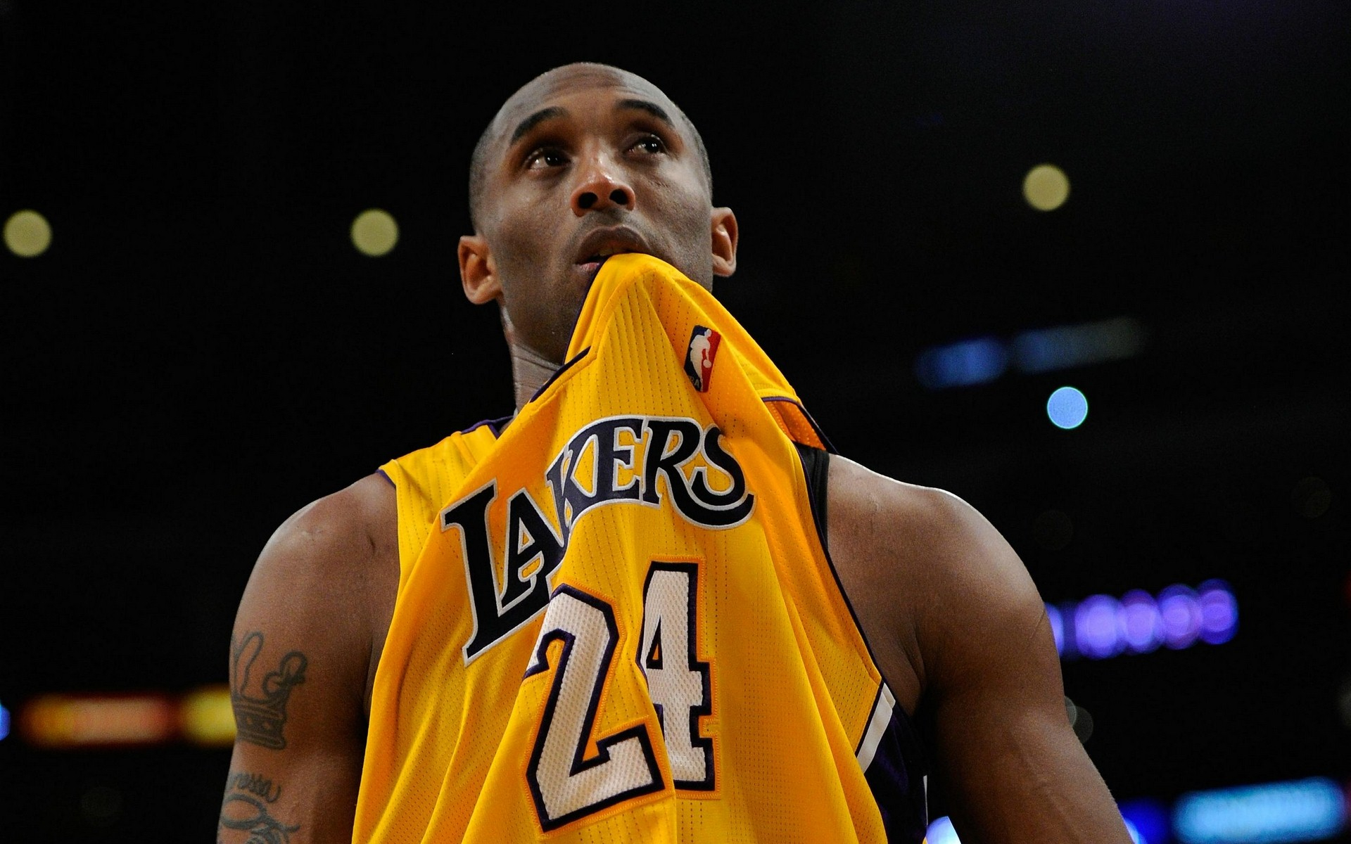 英超三队的 英超三队的