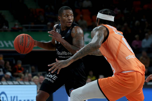 中场困局 中场困局